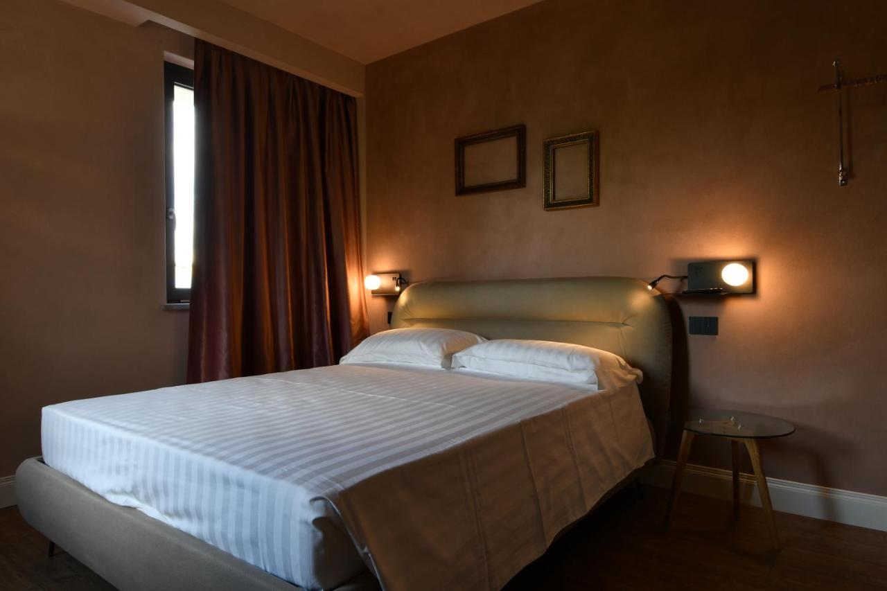 B&B Bricco Della Guardia Briaglia Bagian luar foto
